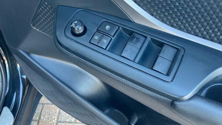 Toyota C-HR 1.8 Hybrid Icon 5dr CVT Hybrid Hatchback